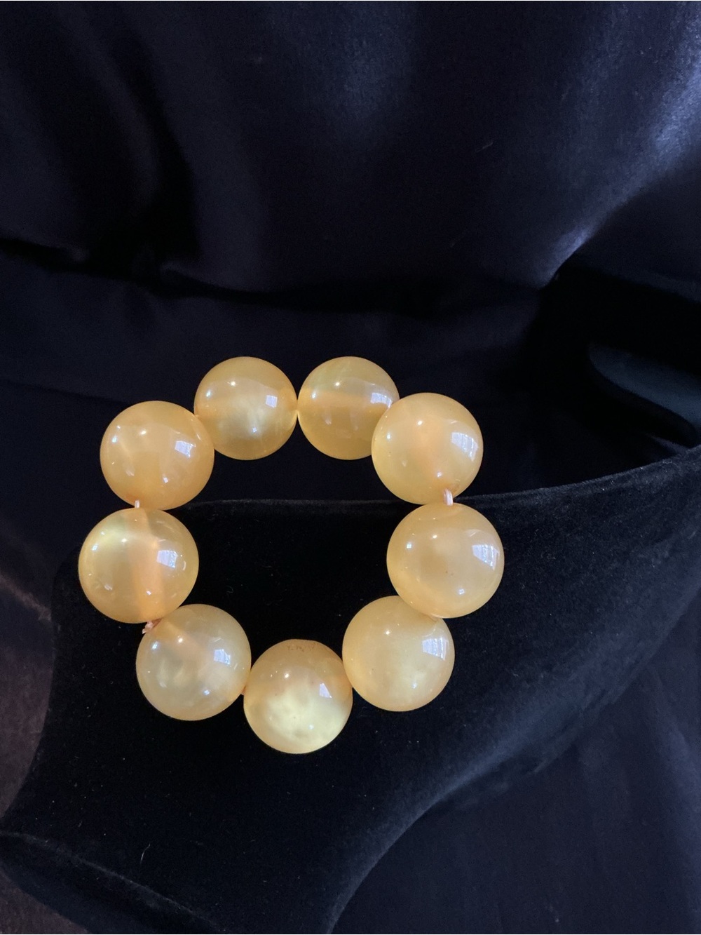 Vintage Polished Yellow Beaded Stretch Bracelet -